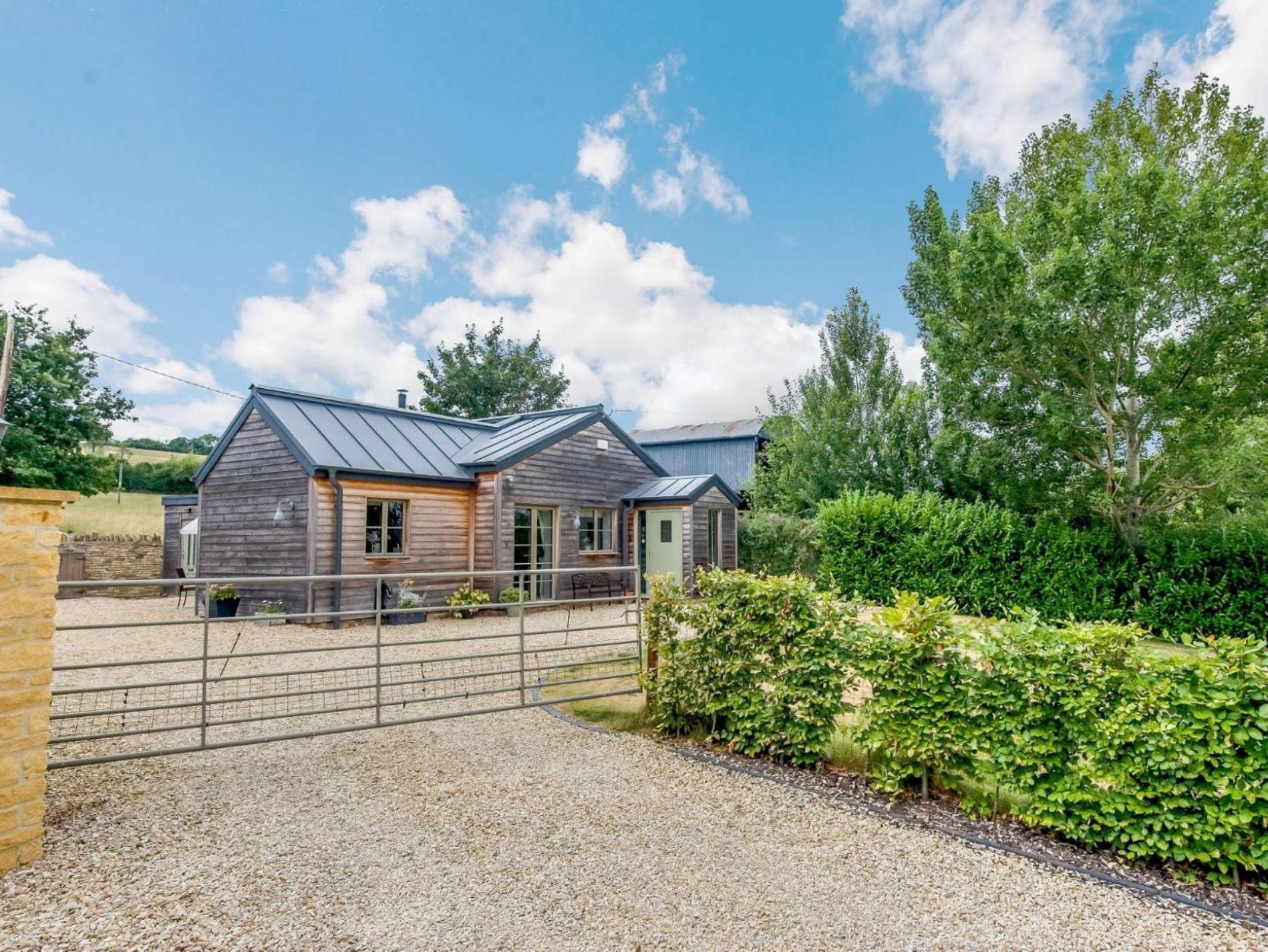 2 Bed In Winchcombe 57828 Villa Bagian luar foto