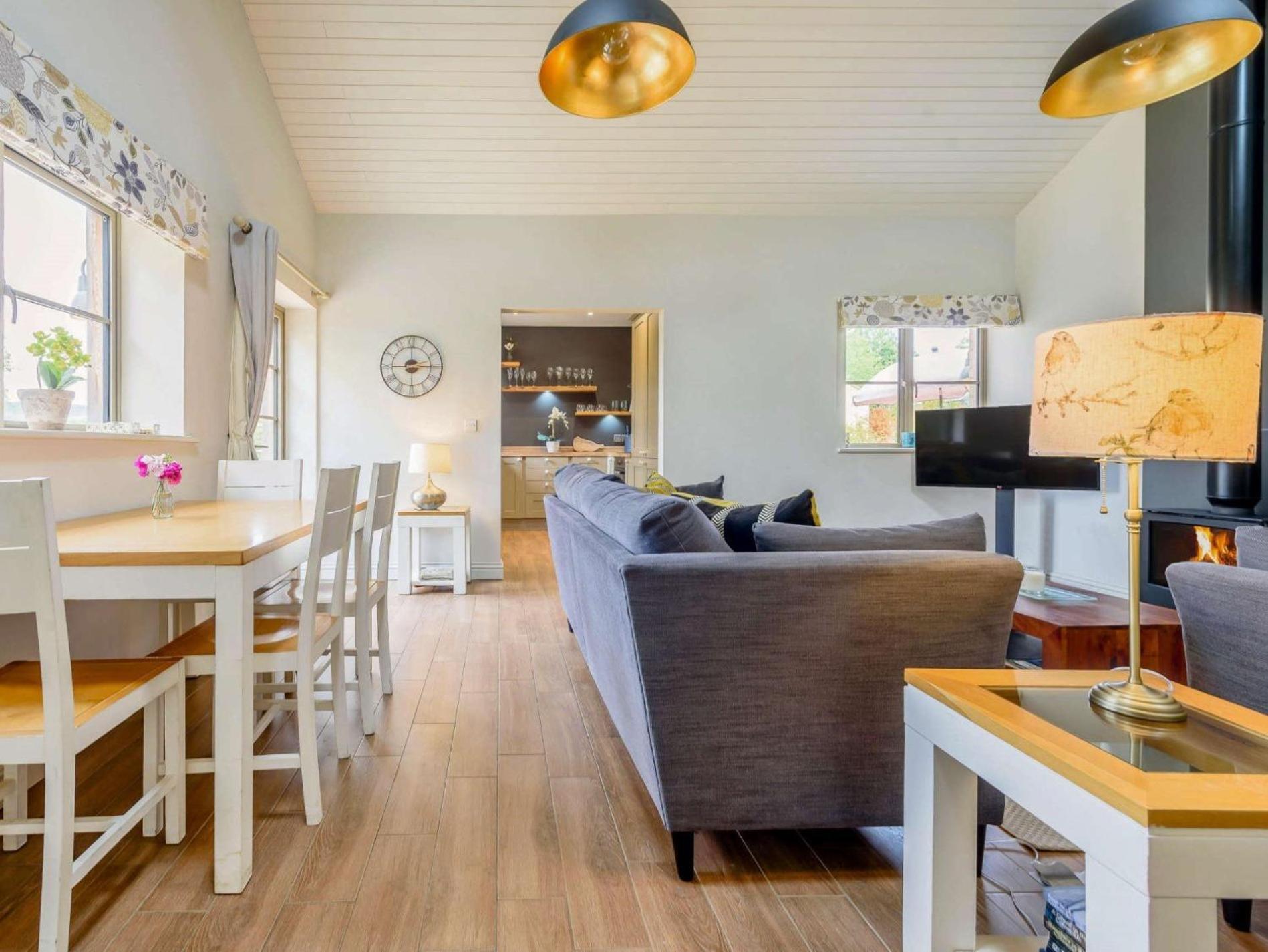 2 Bed In Winchcombe 57828 Villa Bagian luar foto